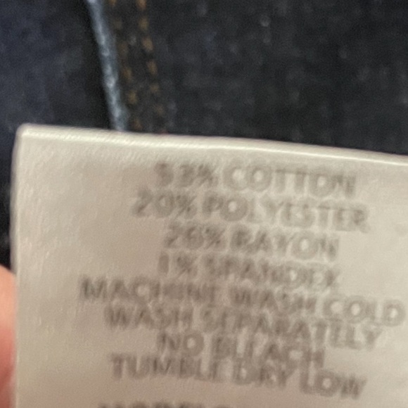 Women’s size 9 Black label jeans- never worn - Picture 4 of 5